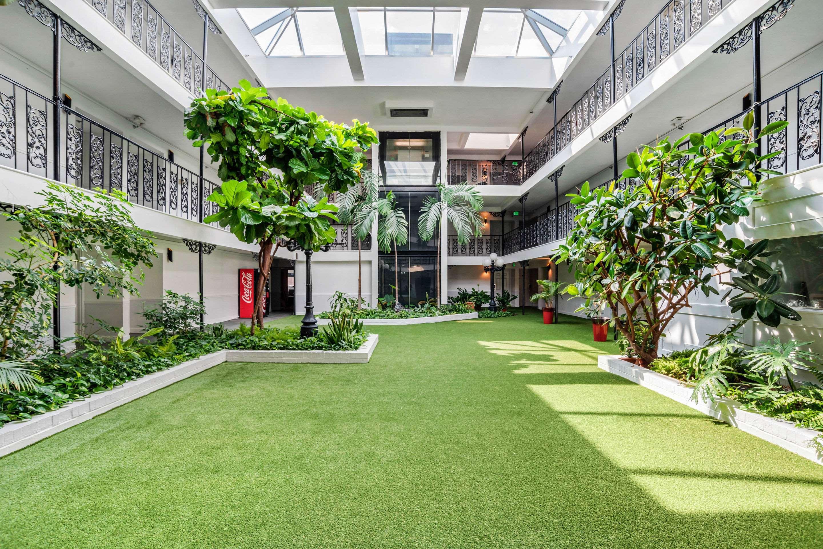 Baymont By Wyndham Montgomery Al Bagian luar foto