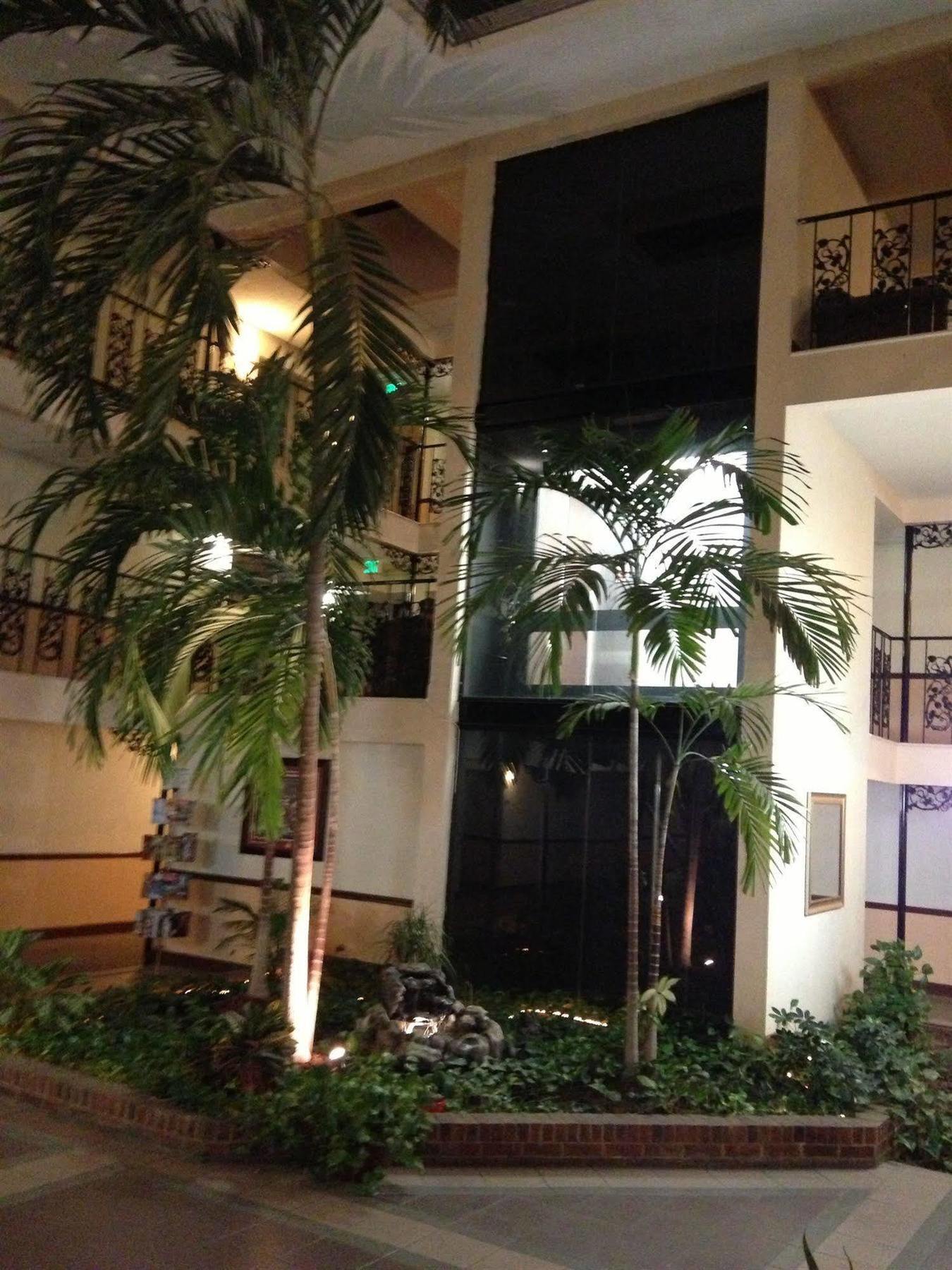 Baymont By Wyndham Montgomery Al Bagian luar foto